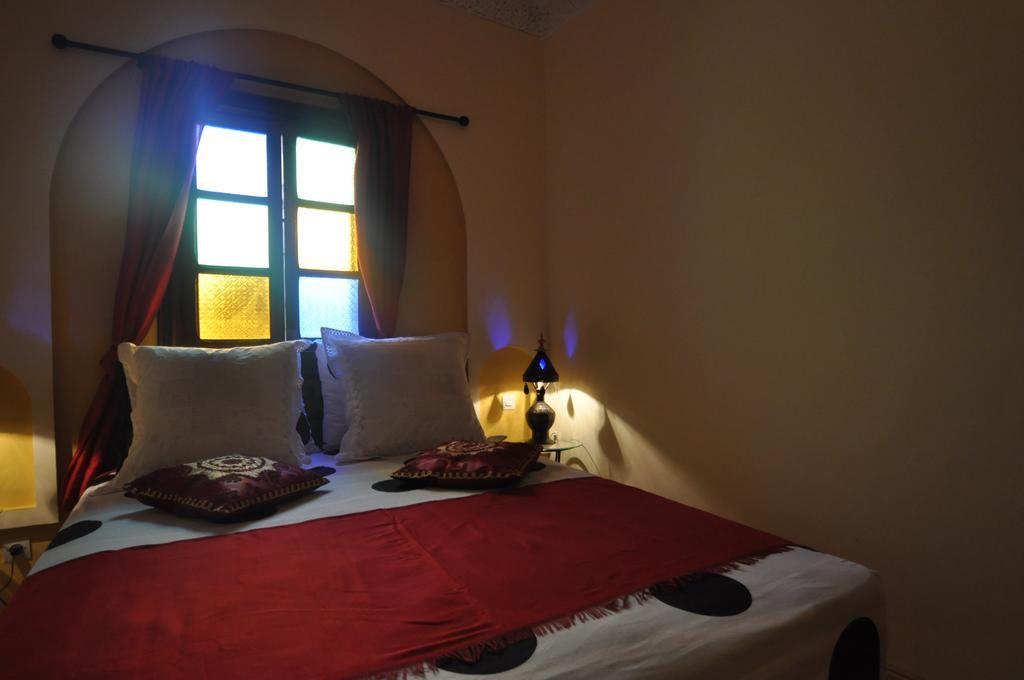 Riad La Famille Marrakesh Ruang foto